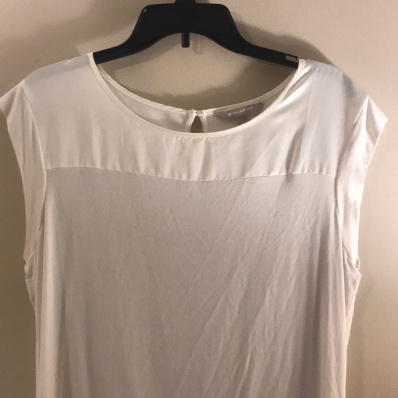 🌻5/$35 🌻 Banana Republic | Sleeveless Blouse - Picture 2 of 5